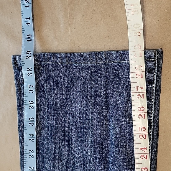Levi's 529 Curvy Bootcut Blue Jeans, Size 10 (30x32), Excellent Used Condition - Picture 7 of 13